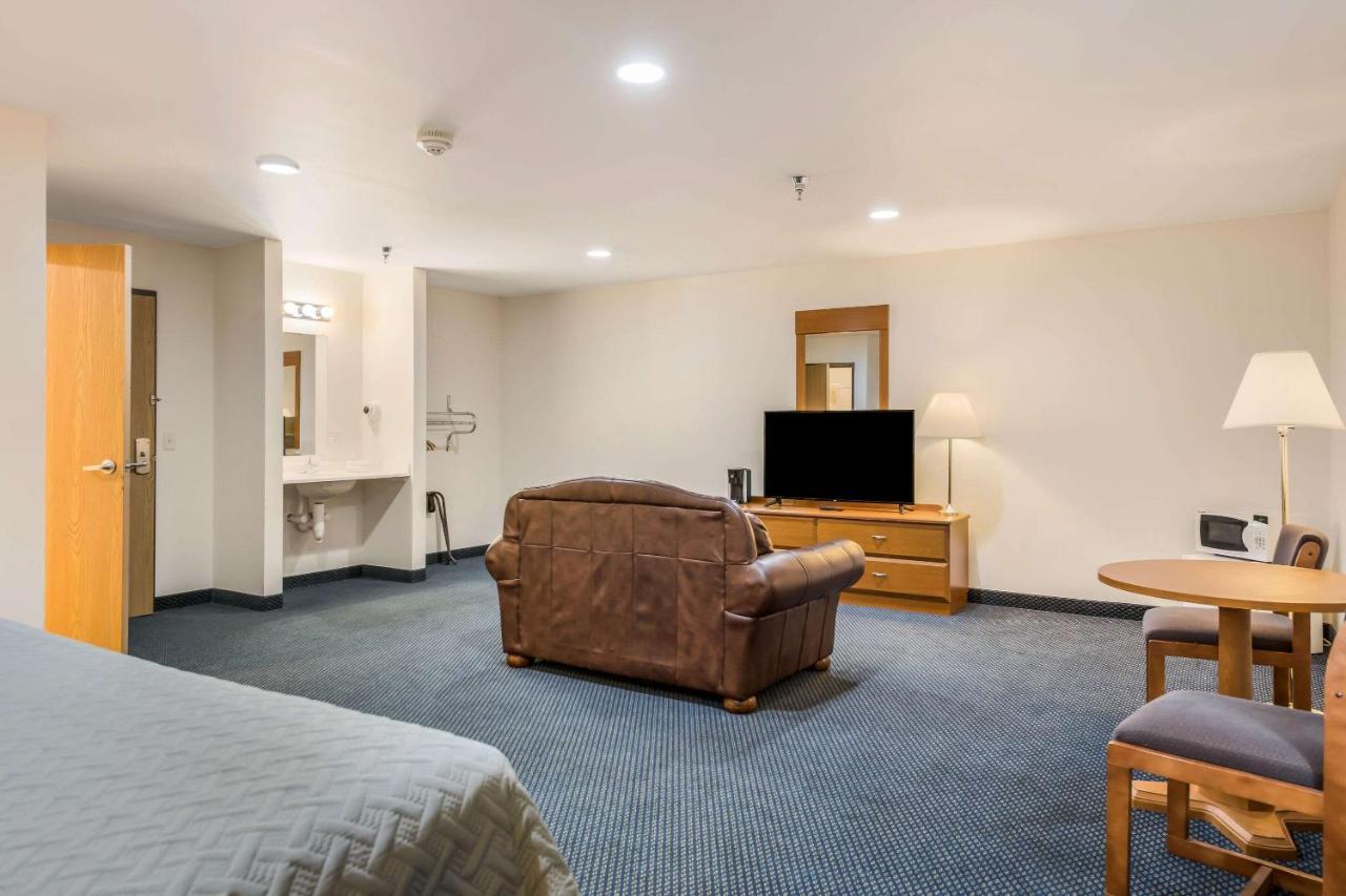 Econo Lodge Rice Lake Exteriér fotografie