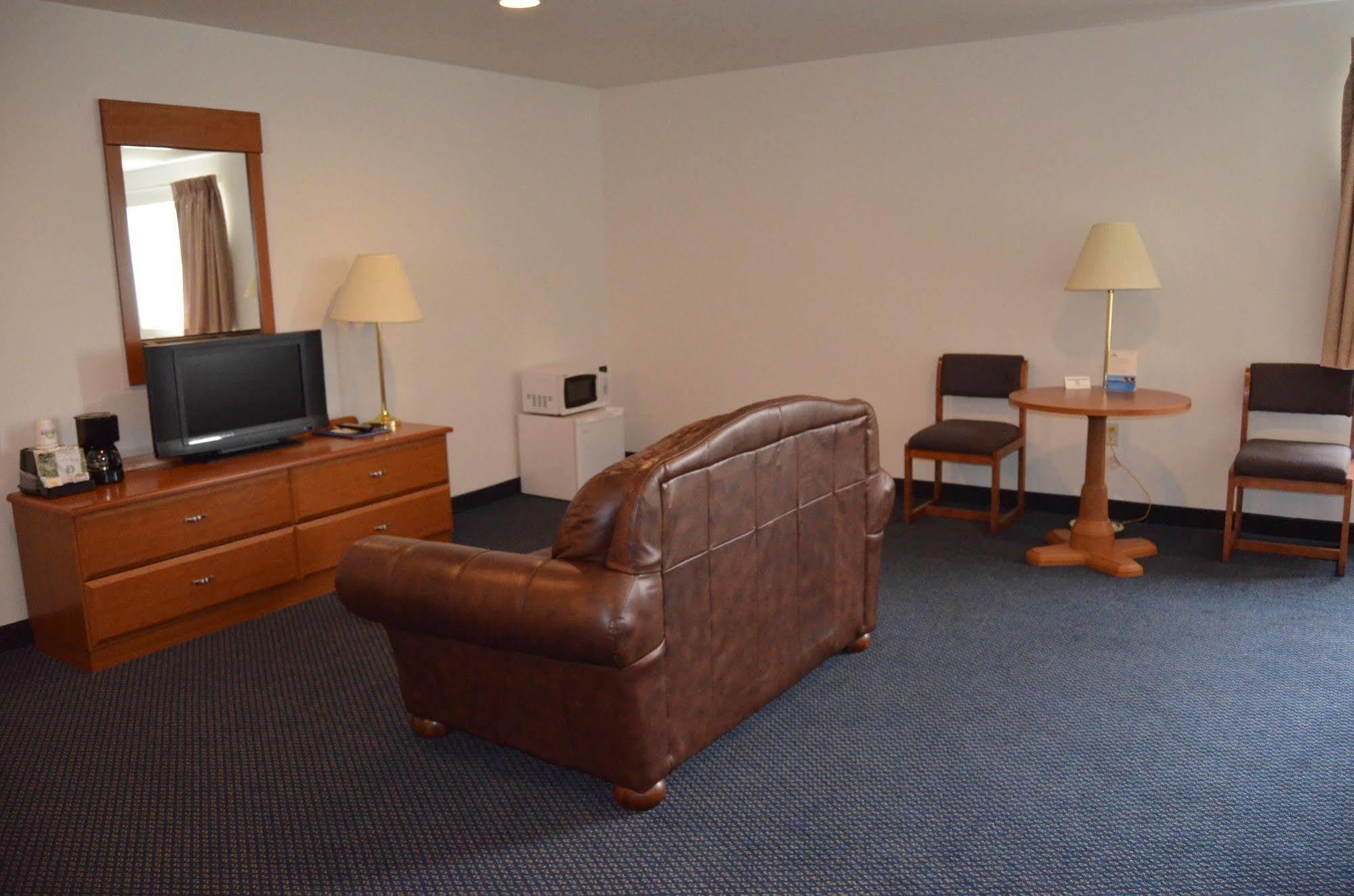 Econo Lodge Rice Lake Exteriér fotografie