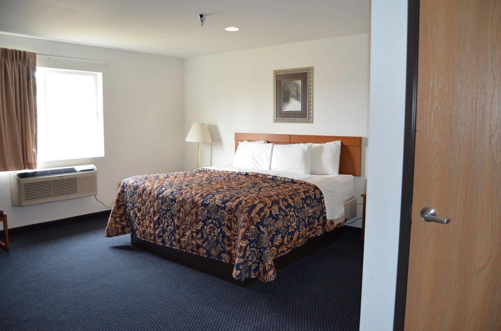 Econo Lodge Rice Lake Exteriér fotografie